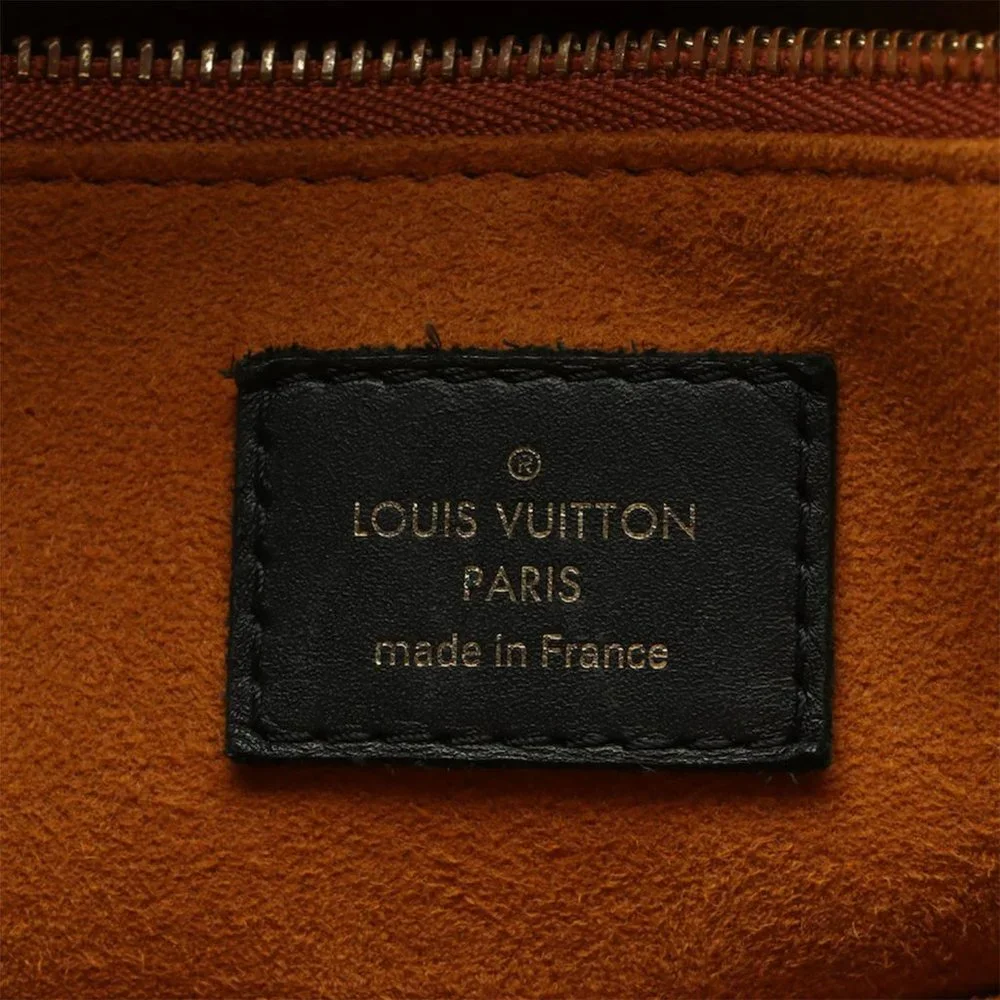 Louis Vuitton OnTheGo GM Tote in Monogram Giant Empreinte Leather